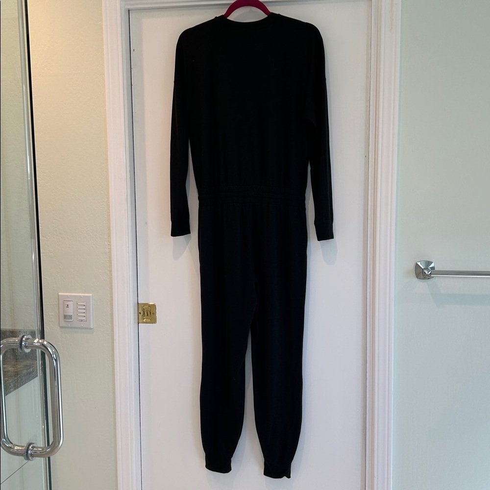 Vuori Lux Henley Jumpsuit-EUC! - Picture 4 of 11